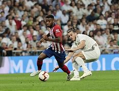 半岛体育app官方下载-一线明星转会市场动态：豪门队伍积极行动的简单介绍