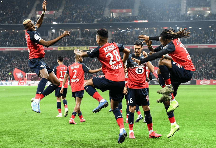 半岛app官网-包含马德里竞技逆转尤文图斯，小组前景难料的词条