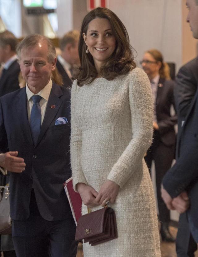 半岛体育官方网站-瑞典女子曲棍球队奋力抗衡，取得半决赛资格的简单介绍