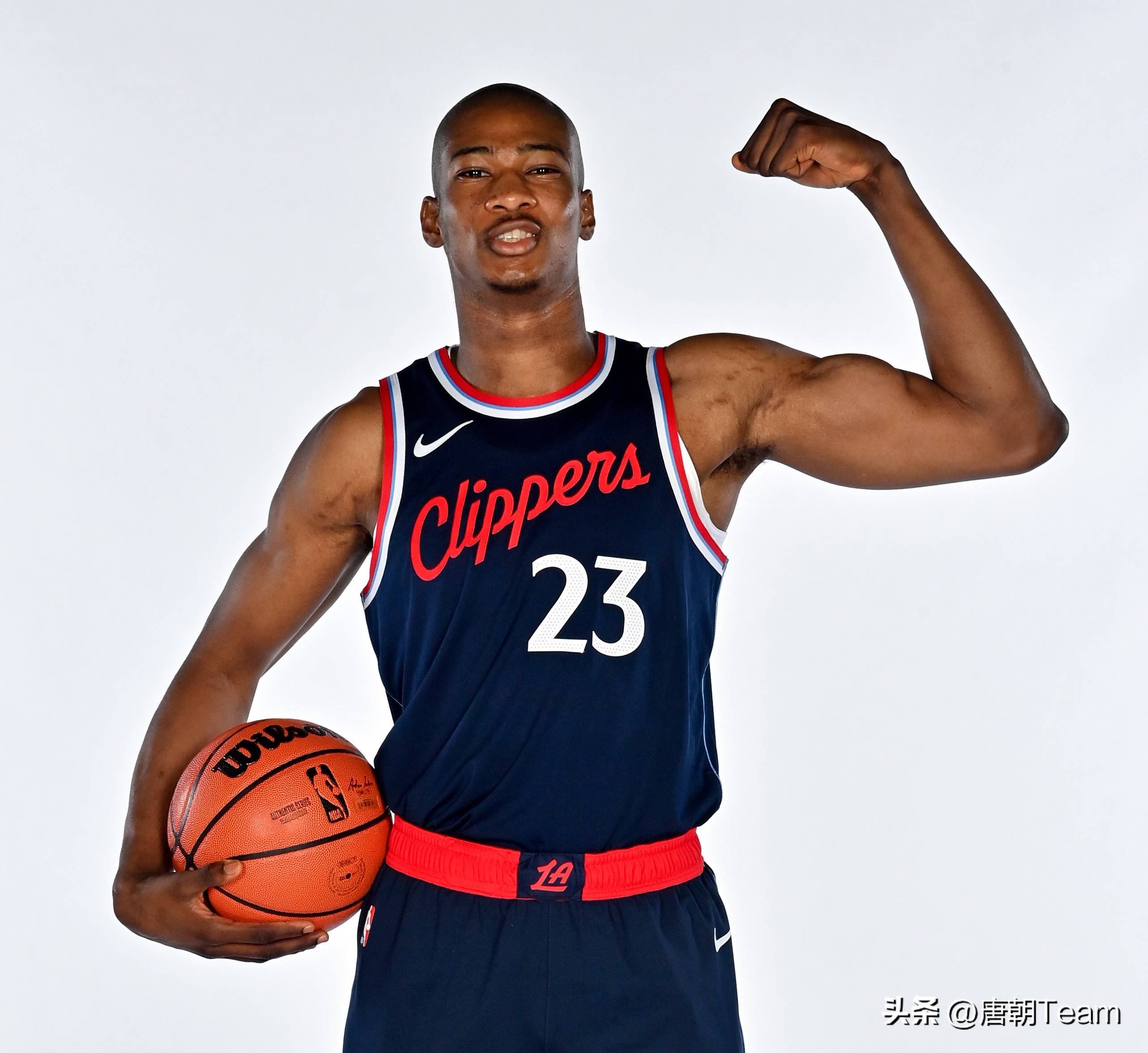 半岛体育官方网站入口-关于快船队主帅换帅：新任教练或将带来新气象的信息